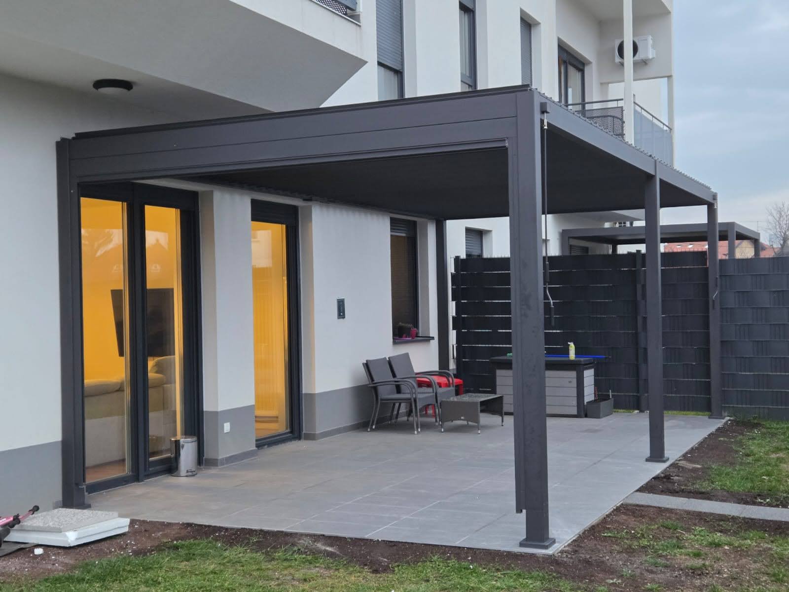 Bioklimatska pergola — Pergola Lux